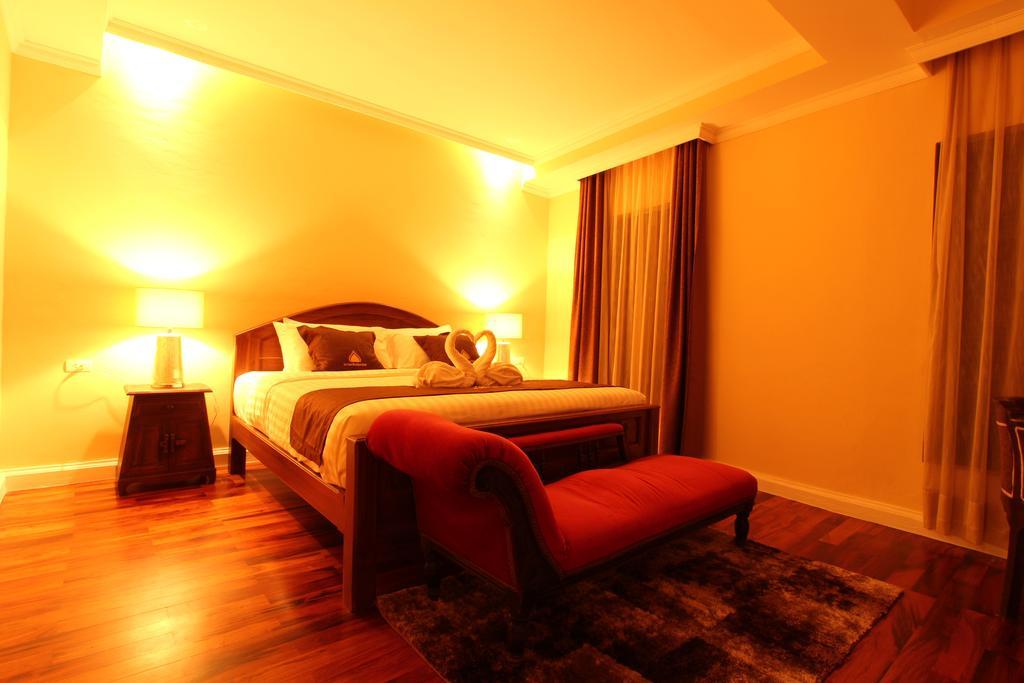 Le Luxe Boutique Hotel Вьентьян Экстерьер фото